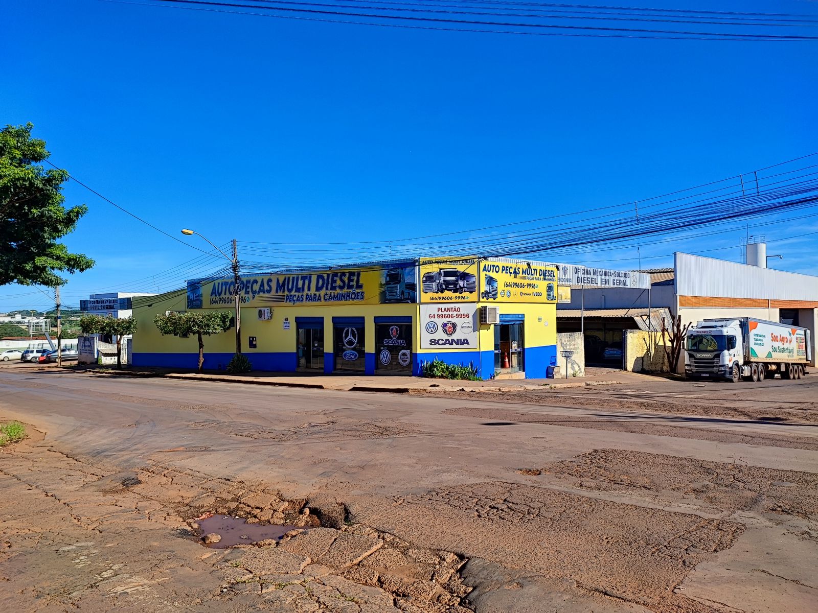 Visão lateral da Auto Peças Multidiesel